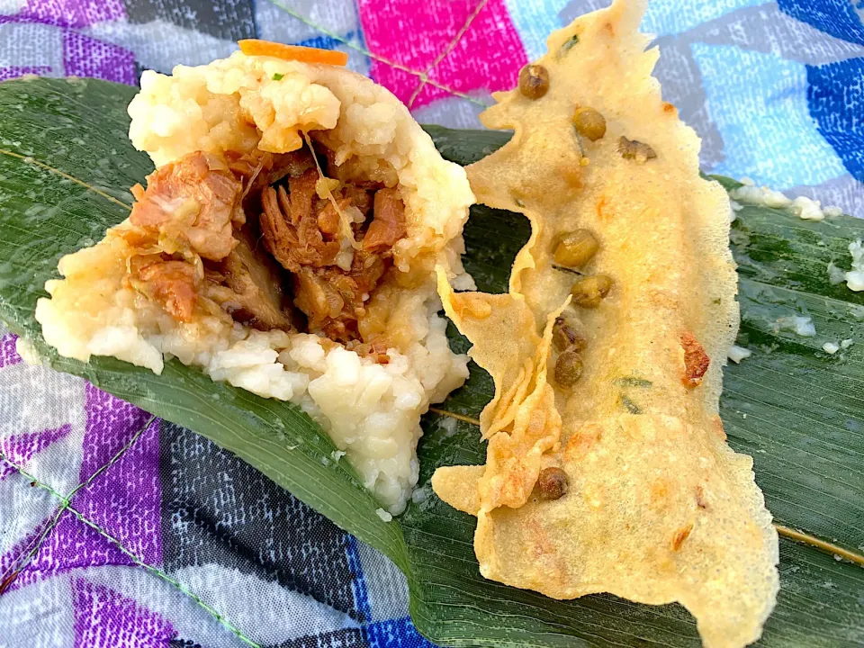 Bacang Ayam & peyek kacang ijo|yeni kartikasariさん