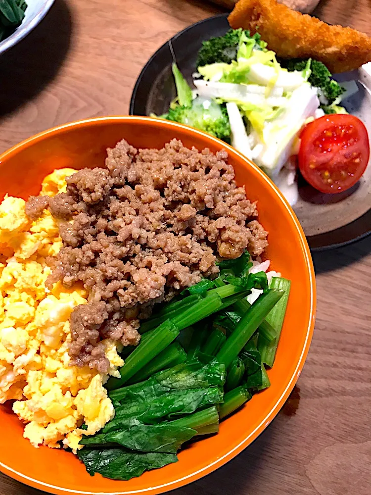 豚ミンチで3色丼＊|やぁさん