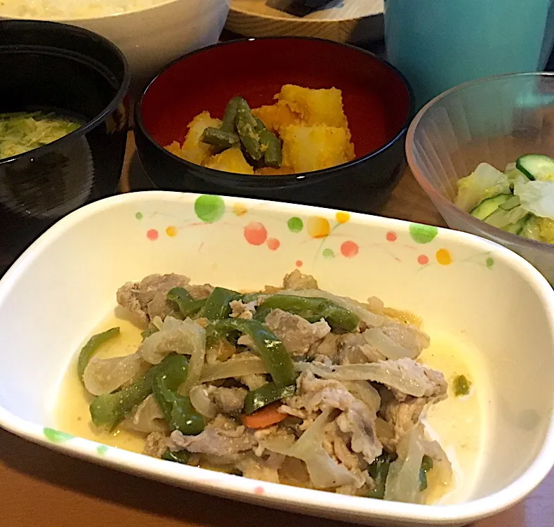 Snapdishの料理写真:アル中病棟の晩ごはん⭐️⭐️🔆
ごはん🍚  かき玉汁  豚肉のおろしリンゴ炒め🐷🍎  ごまみそあえ  酢の物|ぽんたさん