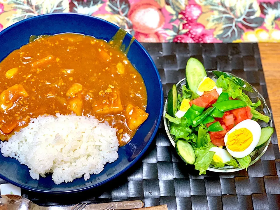 休日のお昼はキーマカレー|あつこさん