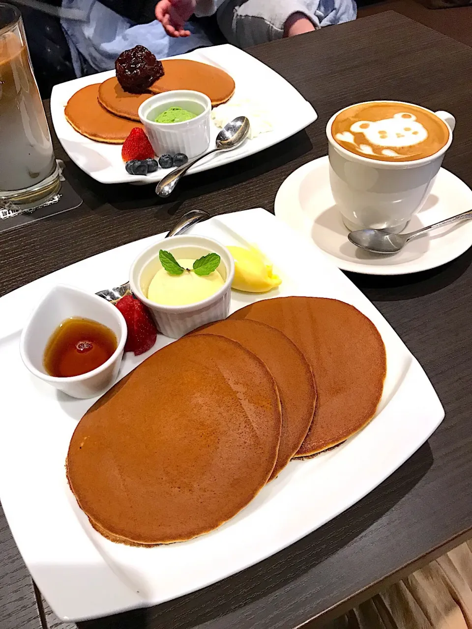 焼きたて"三笠"パンケーキ  
メイプルとバター 〜バニラアイス添え〜|sayaさん