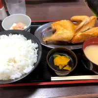 Snapdishの料理写真:わか鳥半身揚げ定食|Isao Kataokaさん