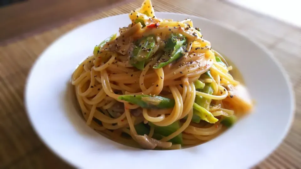 Snapdishの料理写真:ｷﾑﾁｸﾘｰﾑﾊﾟｽﾀ～🍝
の昼ごはん✨|kaz(*･ω･)さん