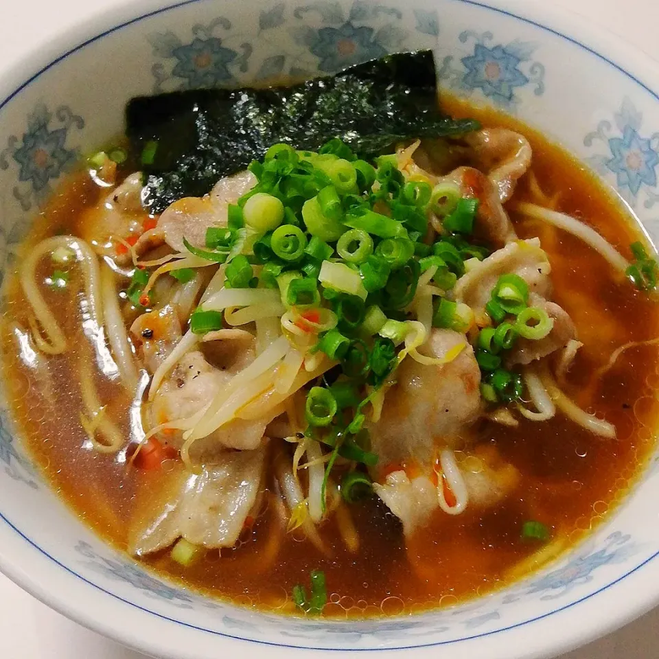 おうちラーメン🍜(4/7)|海猫さん