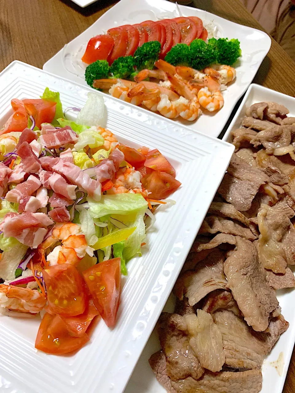 今日は野菜🥦と肉🍖😆子供達がいないので野菜たっぷりの夕飯😊😊|美也子さん