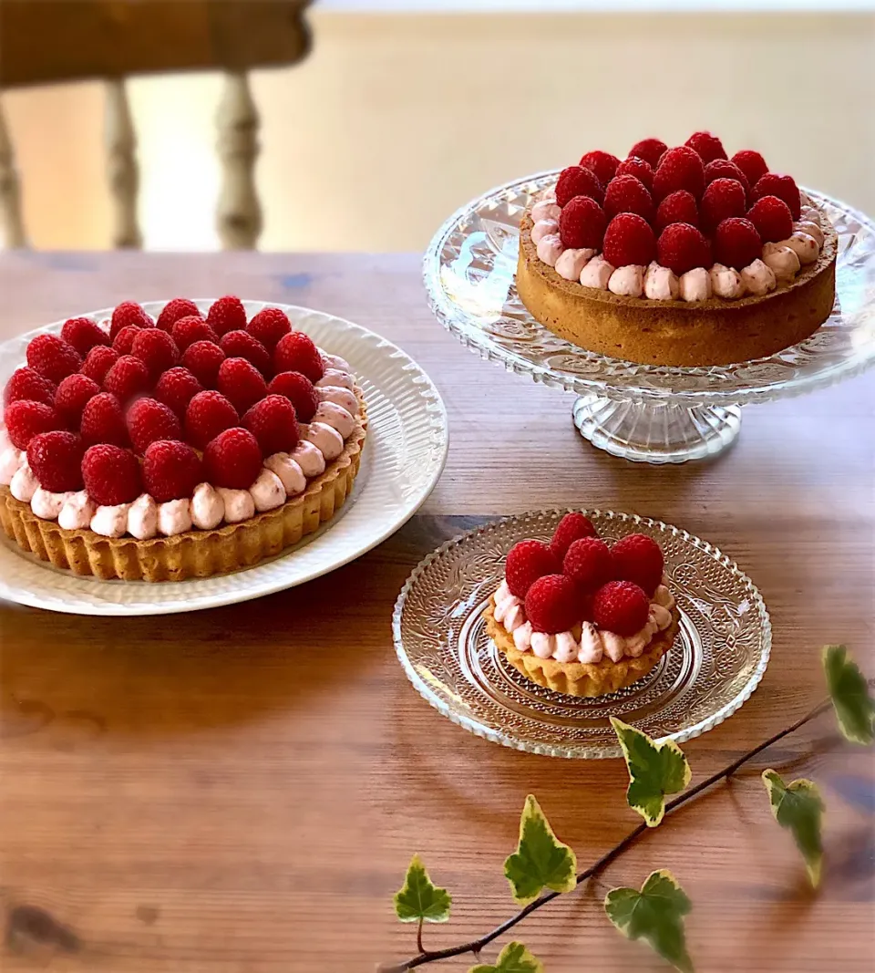 sakurakoさんの料理 苺のタルト🍓でラズベリータルト❤️|カタツムリさん