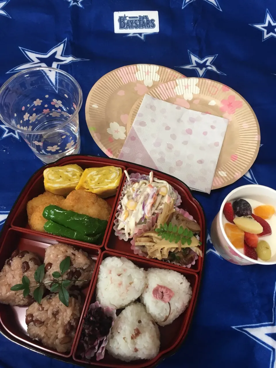 4月7日 お花見弁当🌸🍱|sakuramochiさん