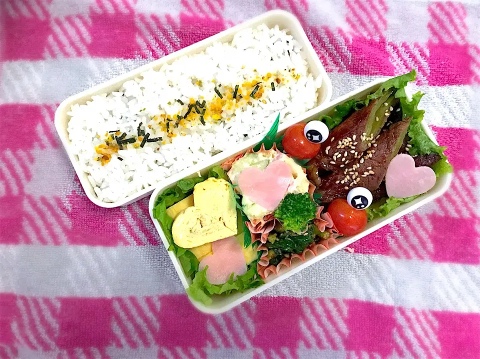 始業式弁当〜塩昆布はさみご飯・スナップえんどう肉巻き・玉子焼き・ポテトサラダ・ほうれん草胡麻和え〜 #お弁当  #肉巻き|華恋さん