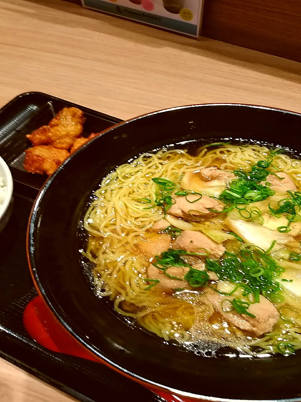 鶏ちゃんラーメン🍥|matooさん