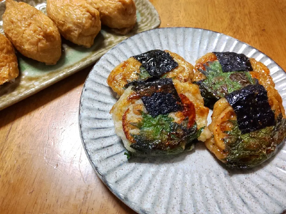 Snapdishの料理写真:餅入り蓮根もちの磯辺焼き|真希さん