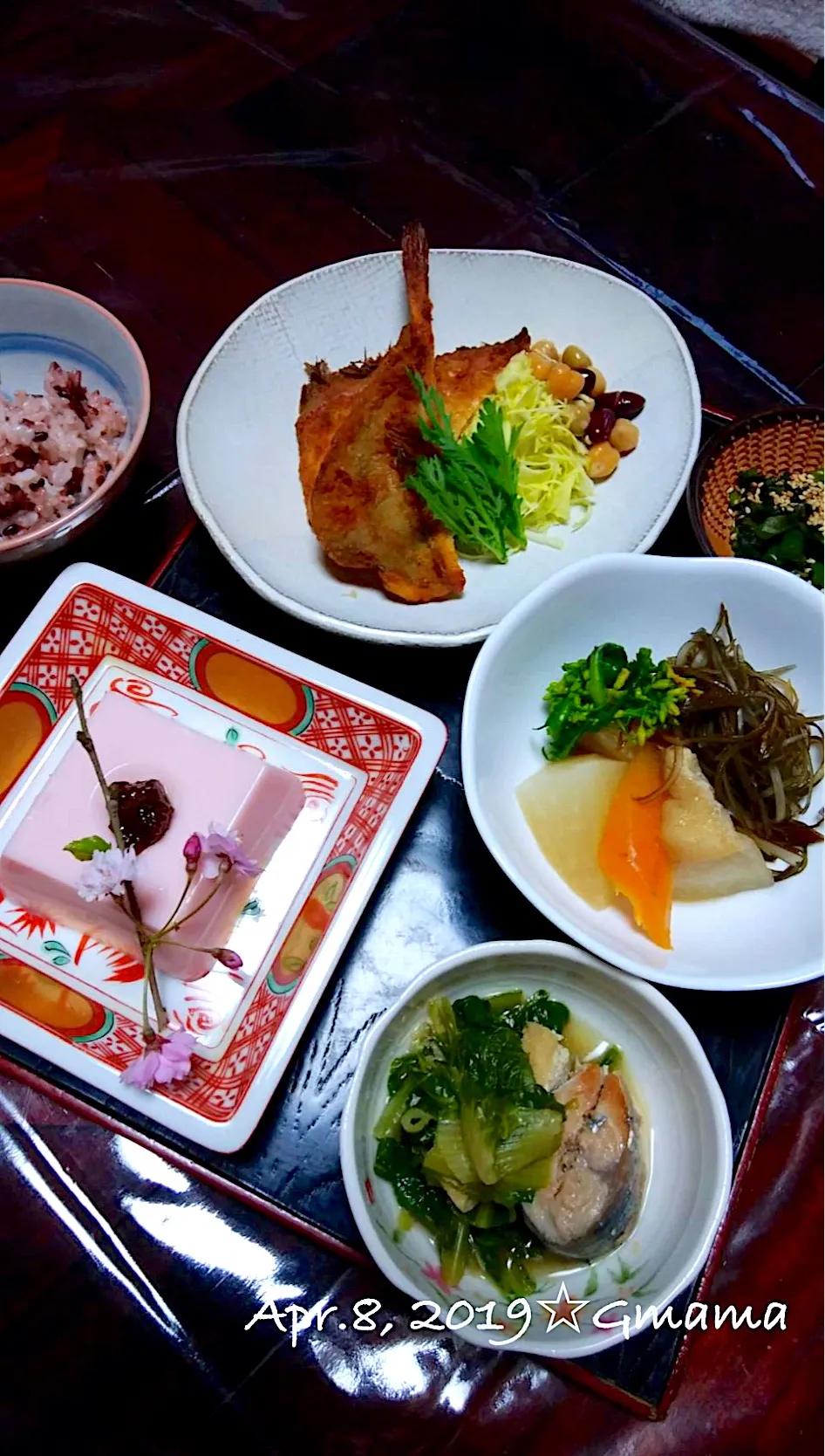 Gママの晩ごはん☆桜の胡麻豆腐🌸カレイの唐揚げ|kaoriさん