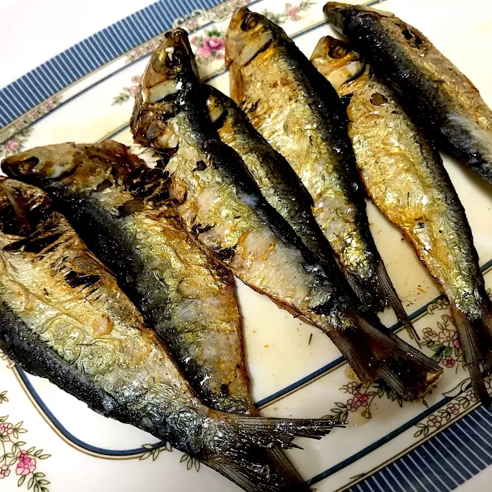 Fried salty fish 🐟|Food Gardenさん