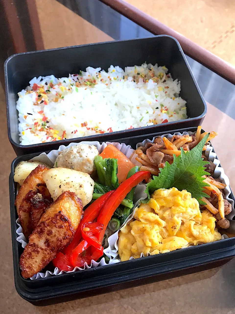 牛肉のピリ辛炒め弁当|二キィさん