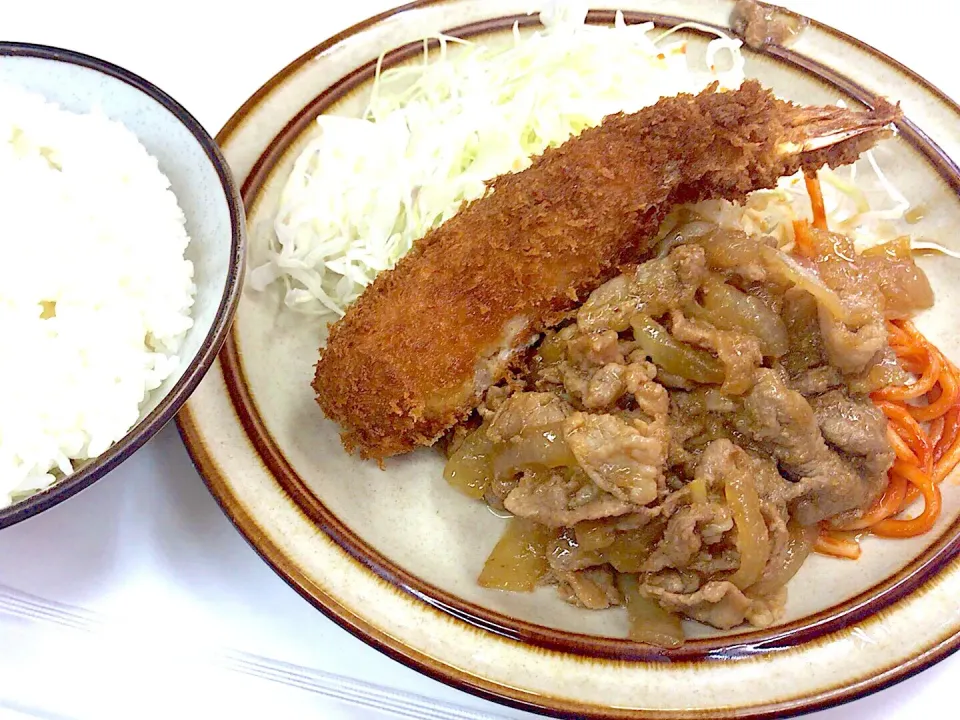 海老フライ焼き肉ランチ|Food is lifeさん