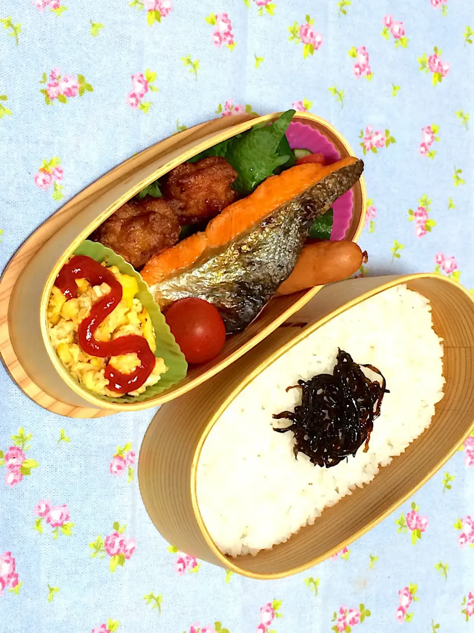 #旦那弁当  #パパ弁当  #曲げわっぱ弁当  #曲げわっぱ #塩鮭  #焼き鮭弁当|ゆぴさん