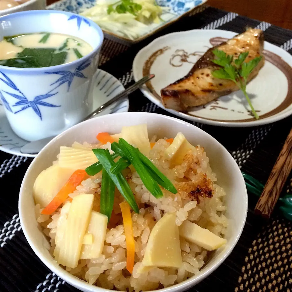 タケノコご飯
ブリの塩麹味噌焼き
茶碗蒸し|qtyucoさん