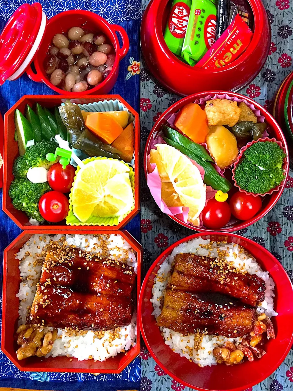 #お弁当 #お父さん弁当 #自分弁当 #夫婦弁当   #秋刀魚の蒲焼  #デザートははるか蜜柑と煮豆 #シニア世代 ##|Blueberry🫐さん