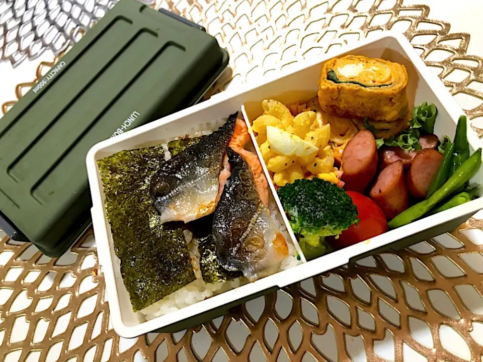 #鮭弁当|おかゆさん