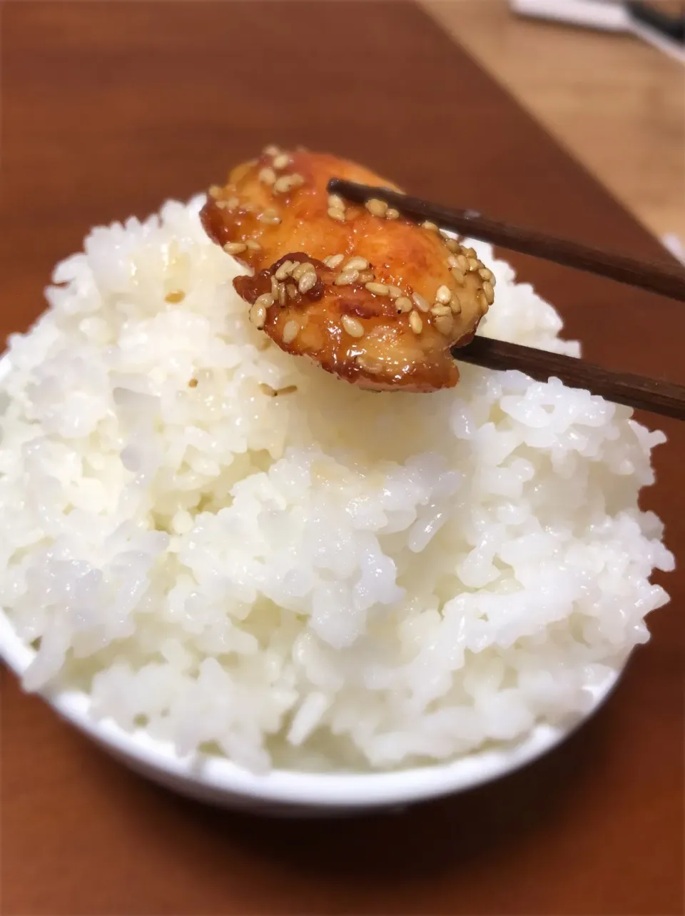 Snapdishの料理写真:山盛りのご飯と唐揚げ😋|やきそばさん