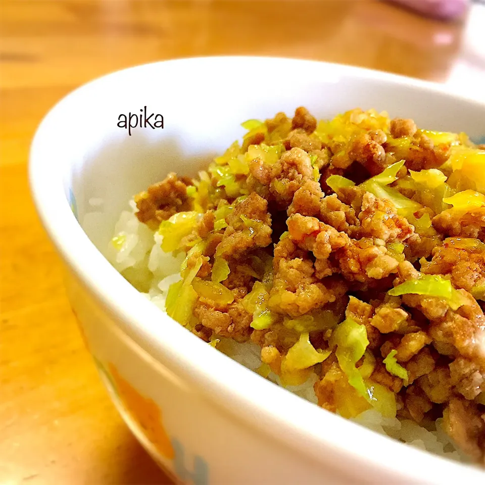 肉味噌キャベツ丼|あぴかさん