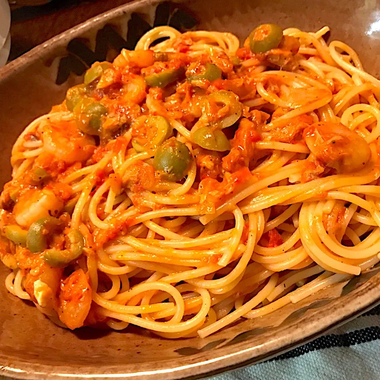 Snapdishの料理写真:トマトクリームパスタ🍝🍅|純さん