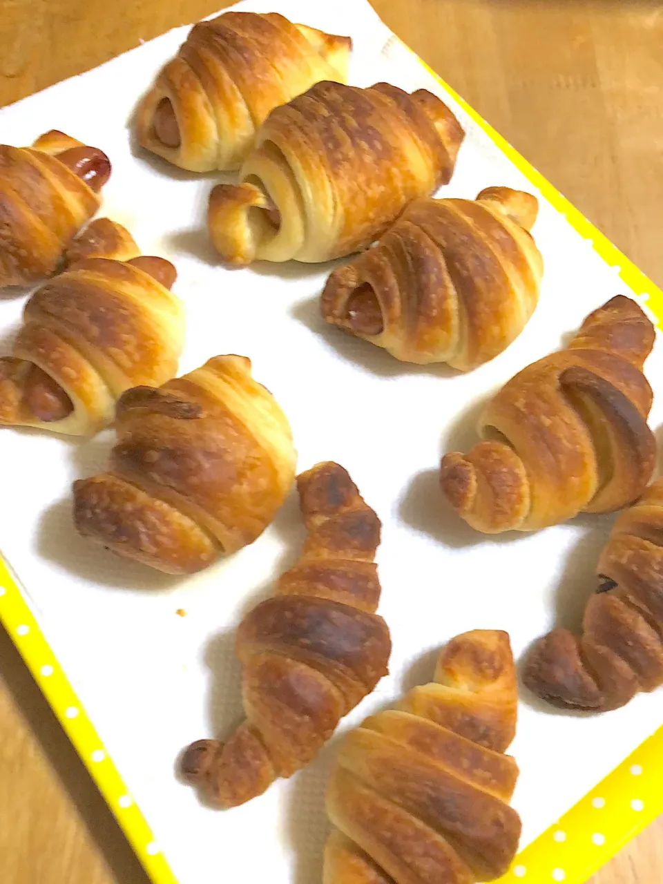 クロワッサン🥐
ウインナー入り
チョコ入り|Nobuさん