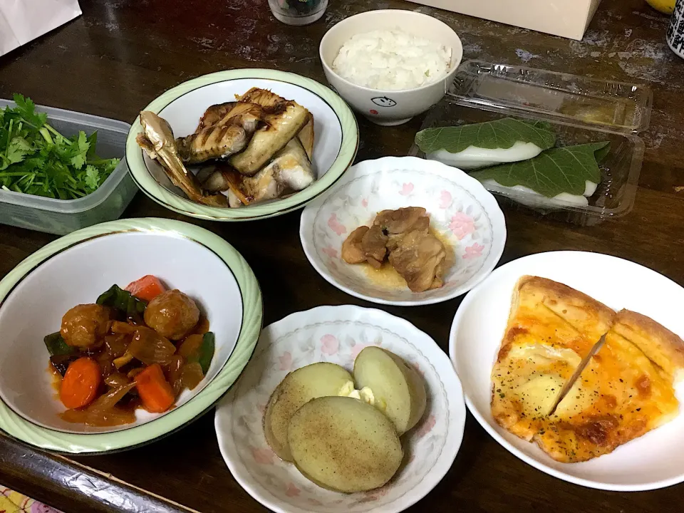 Snapdishの料理写真:おかずたくさん夜ご飯（＾ω＾）🌙🍴|aさん