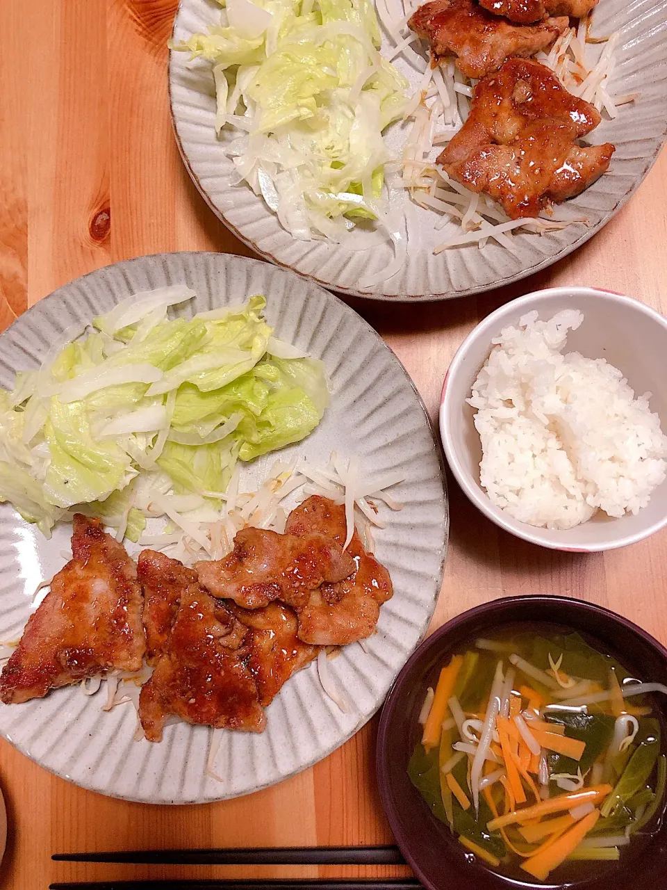 焼肉定食
#豚肩ロース焼肉#サラダ#野菜スープ|ららさん