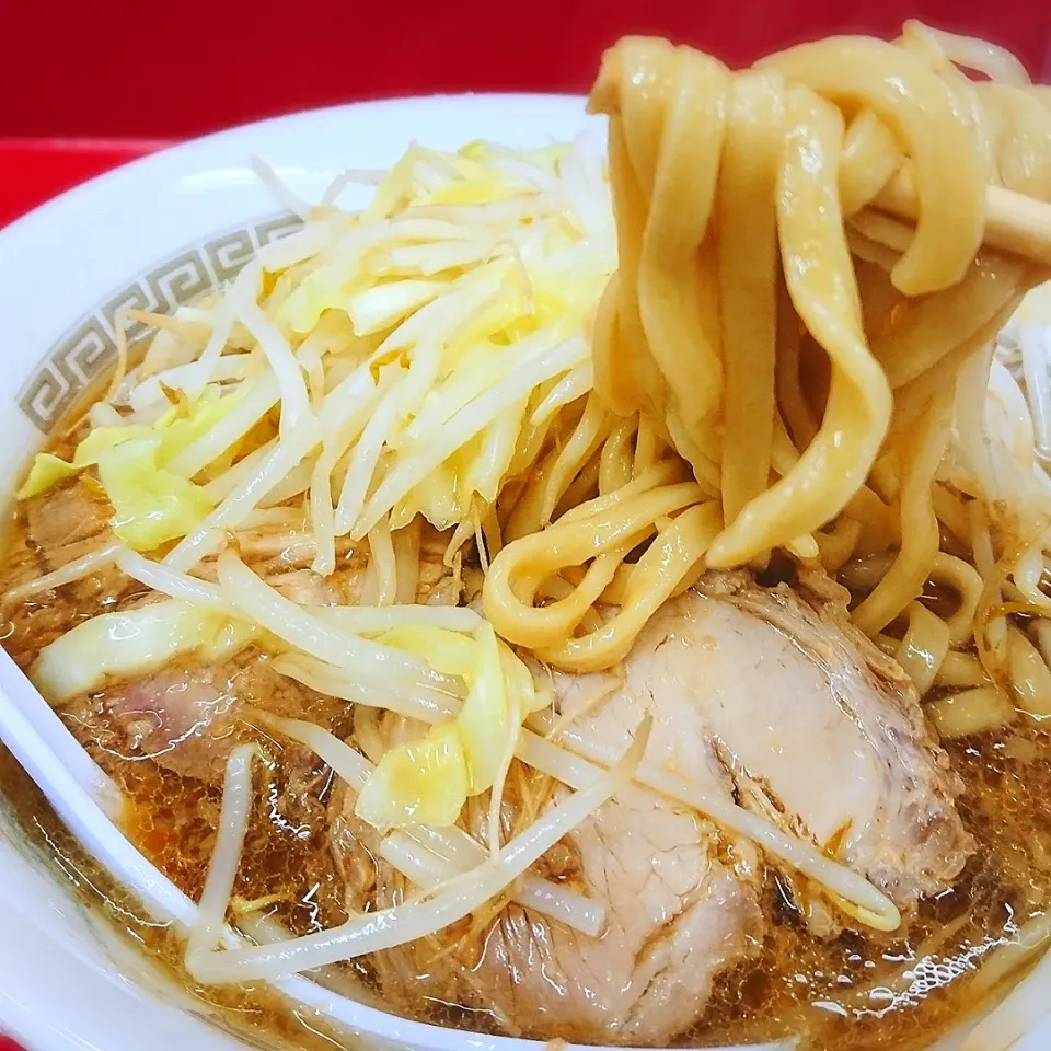 Snapdishの料理写真:初！ラーメン二郎食べました(’-’*)♪|とまと🍅さん