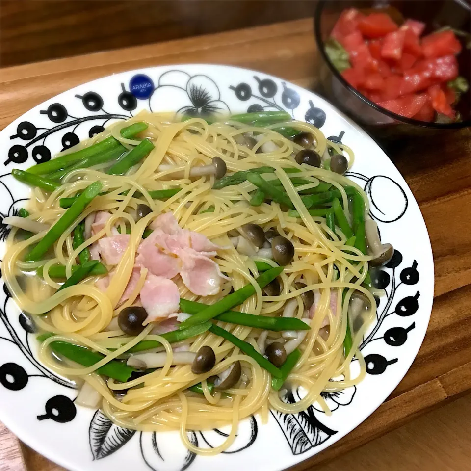 ベーコンとアスパラの和風スープパスタ|Nilsさん