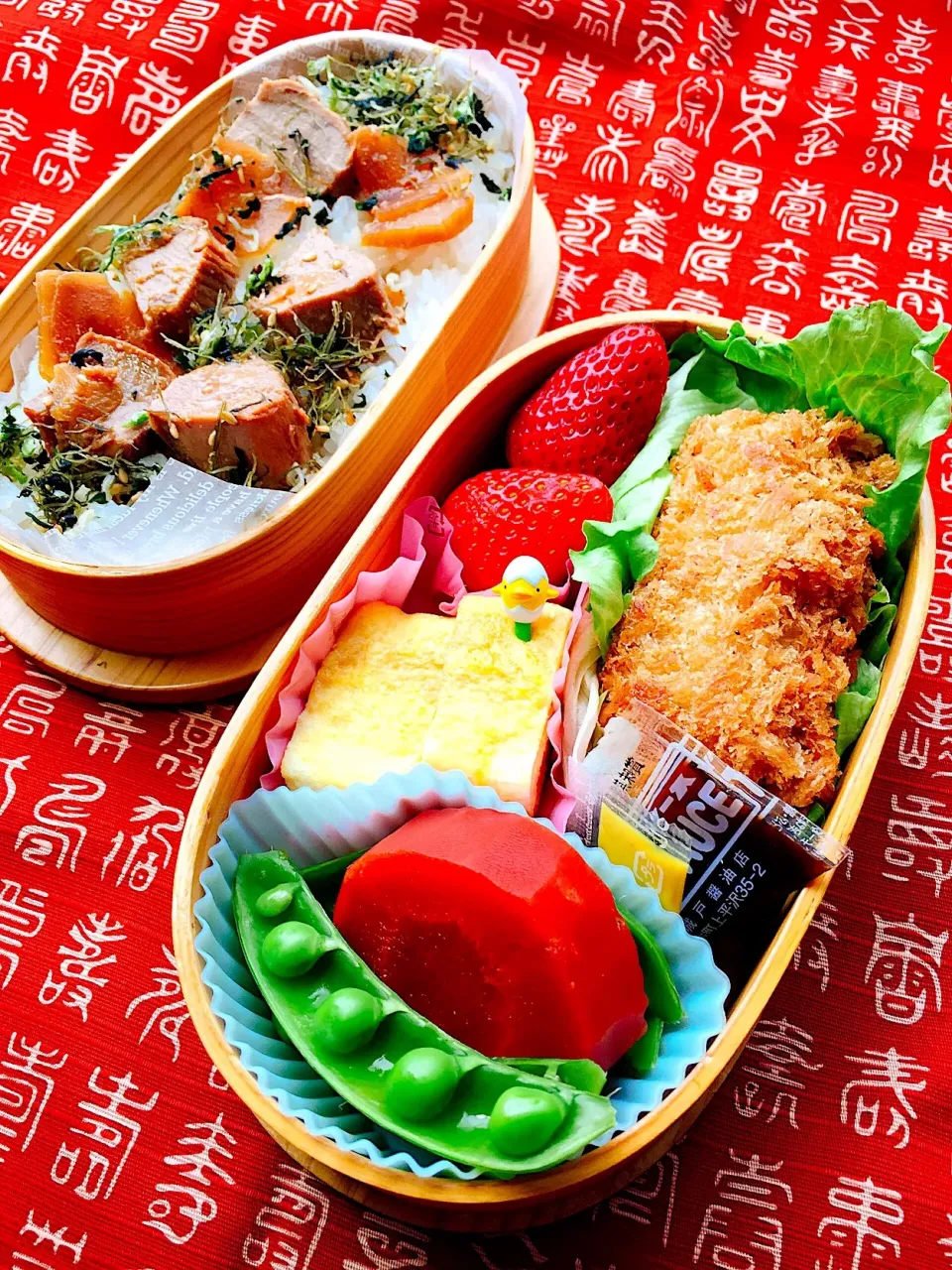 #お弁当 お父さん弁当  #曲げわっぱ弁当  #コロッケ弁当 #牡蠣クリームコロッケ   #出汁巻き玉子  #野菜たっぷり  #シニア世代  #ヘルシー弁当  #鮪の時雨煮 #雪むすび白米 #デザートはイチゴ|Blueberry🫐さん