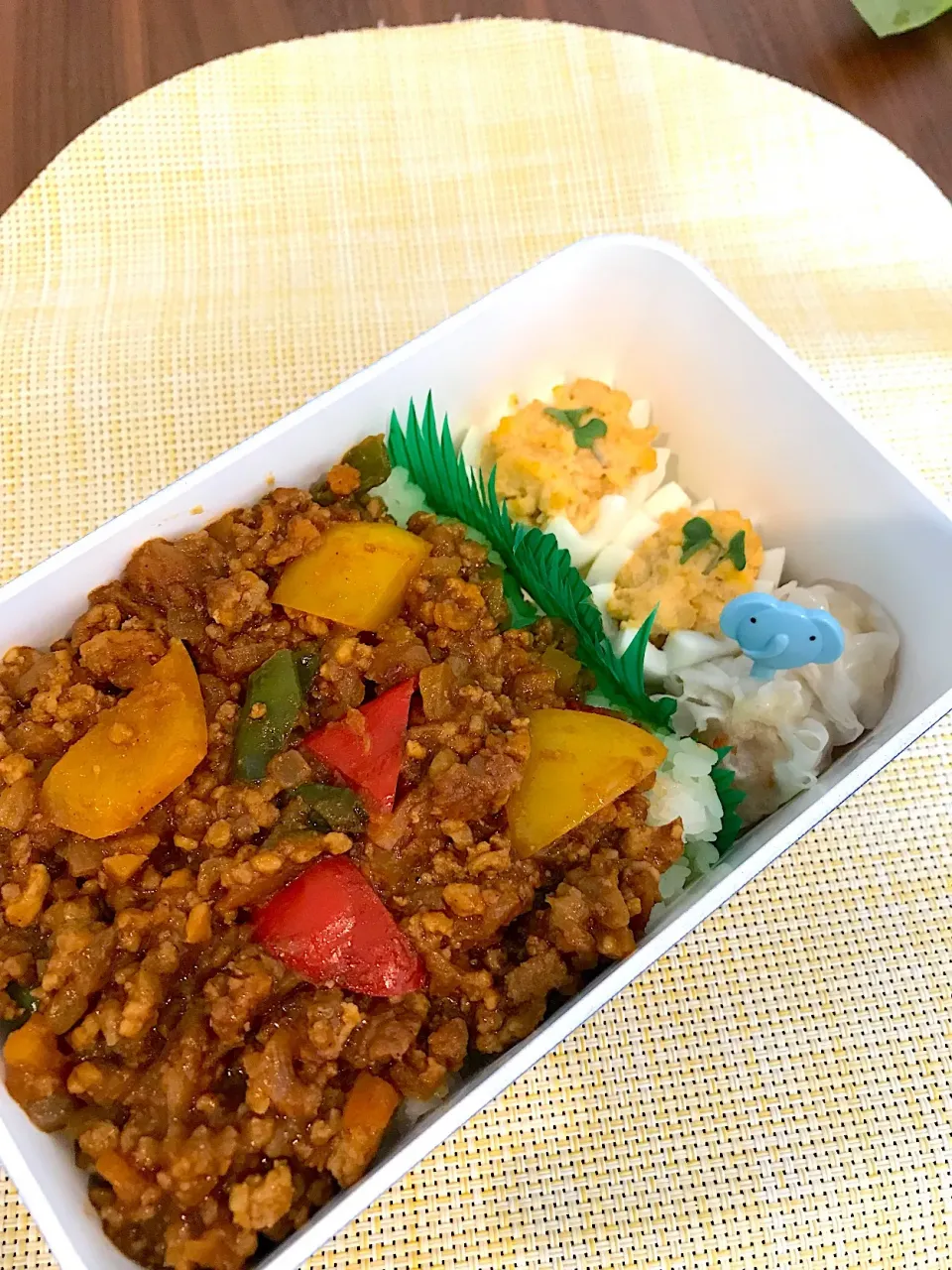 今日の旦那弁当♪
サフランライスでドライカレーT^T|ダダさん