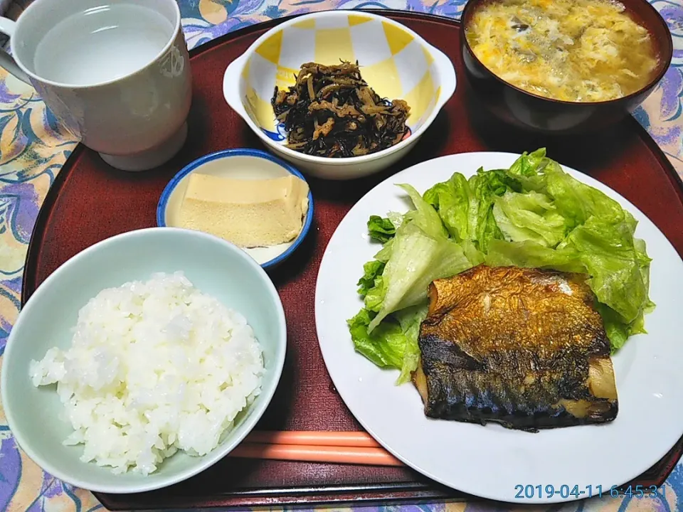 Snapdishの料理写真:よねばーばの朝ごはん
ノールウェイ産の昆布ジメ鯖|yoneばーばさん