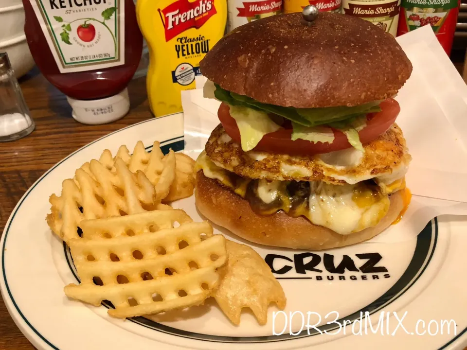 CRUZ BURGERSで巨匠の無茶ぶりバーガー！（笑）|ddr3rdmixさん