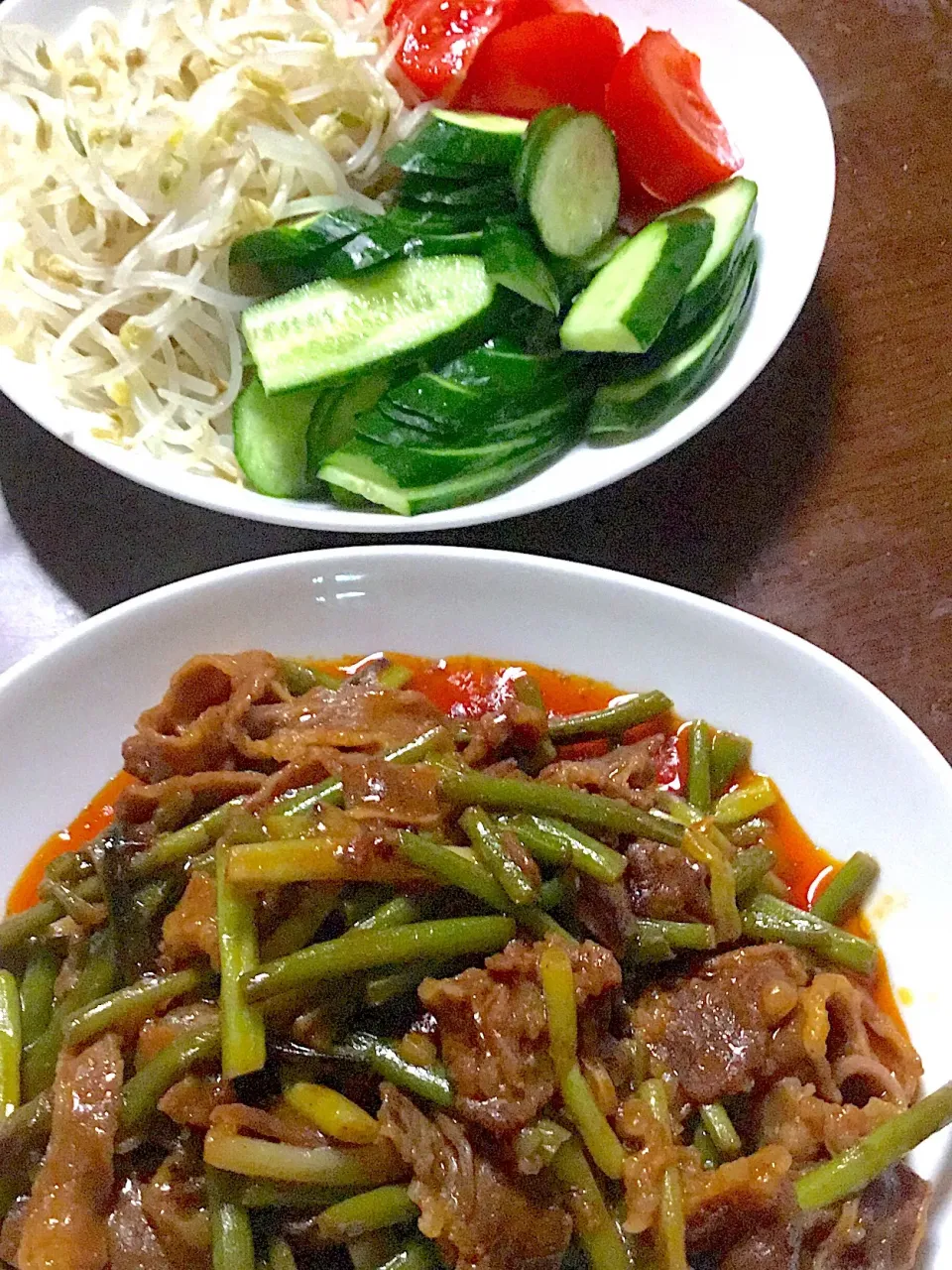 牛細切れ肉の焼肉風    もやし  胡瓜🥒   トマト🍅|掛谷節子さん