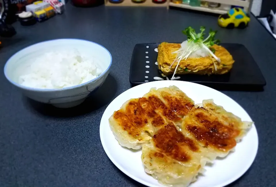 オイスターソースのだし巻き卵
餃子の餃子😆|masaki .fさん