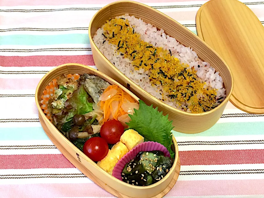 #旦那弁当  #パパ弁当  #曲げわっぱ弁当  #曲げわっぱ #ししゃもの南蛮漬け|ゆぴさん