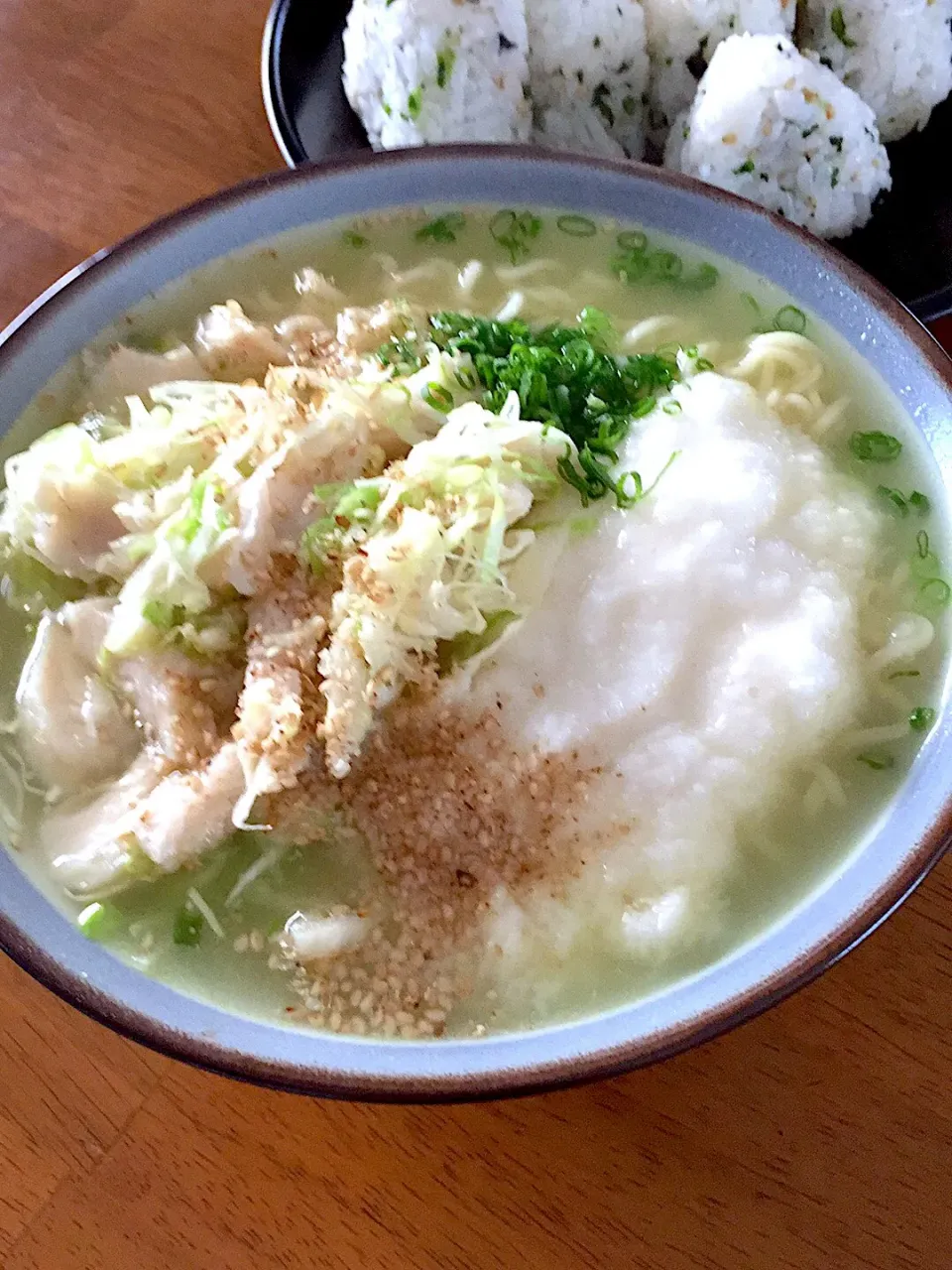 サッポロ一番塩ラーメン|おかちさん