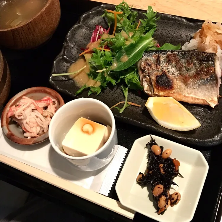 さば塩焼き定食|麻紀子さん