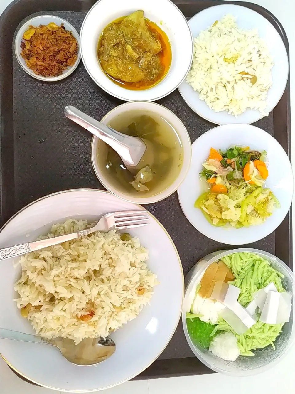 Snapdishの料理写真:Butter Rice & Chicken Currey|Ma Shwe Chawさん