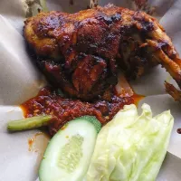 Nasi ayam bandung|Astarina Rasliさん