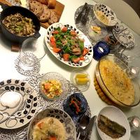 おうちごはん
 #おうちごはん  #山芋と豆腐のグラタン #オイルサーディンときのこのアヒージョ  #アヒージョ  #アボカド   #タン塩レモンのサラダ  #クラムチャウダー  #バゲット  #チーズ  #オリーブ