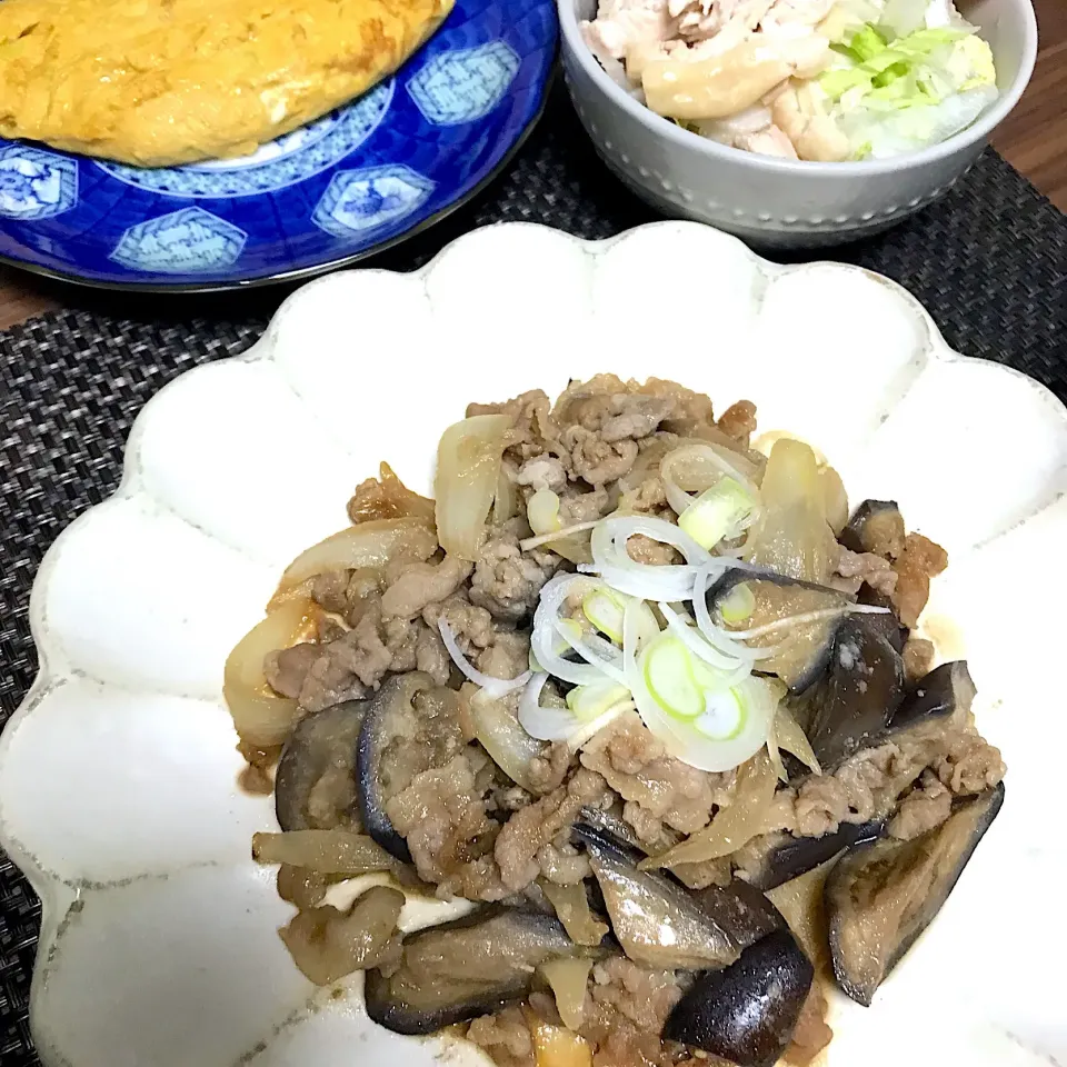 豚肉なす玉ねぎの味噌炒め＊蒸し鶏のサラダ＊卵焼き＊具沢山豆乳スープ|Aya.SanSun☺︎さん