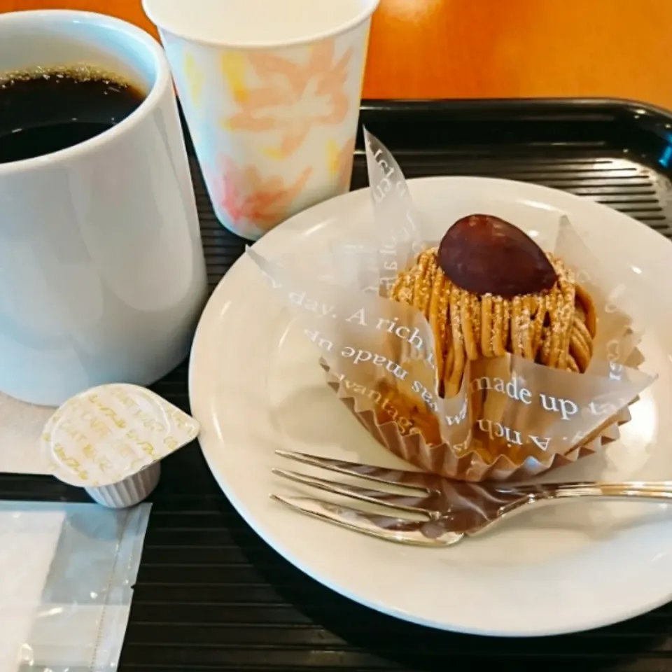 ベローチェで☕🌰|しまだ ちえこさん