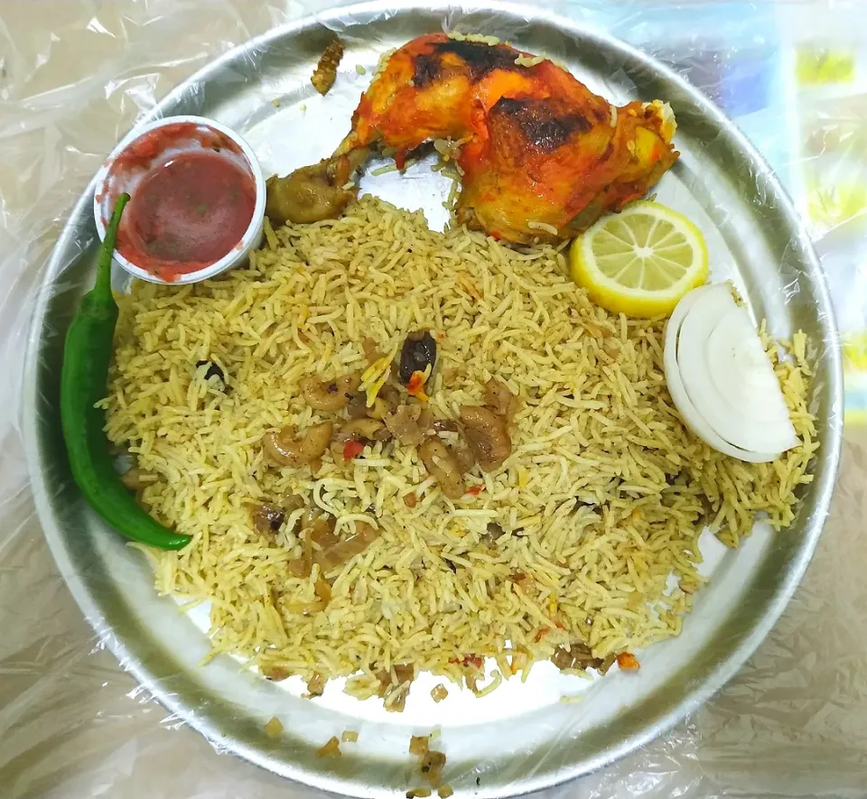 Snapdishの料理写真:kabsa|Rahat Tulonさん