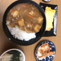 カレーと油淋鶏とワンタンスープ|鶏肉たろうさん