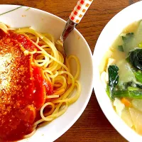 Snapdishの料理写真:ミートスパゲティ🍝大根とニンニクのスープ|相良幸子さん