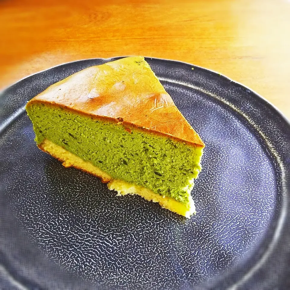 抹茶のスフレチーズケーキ|いりごまさん