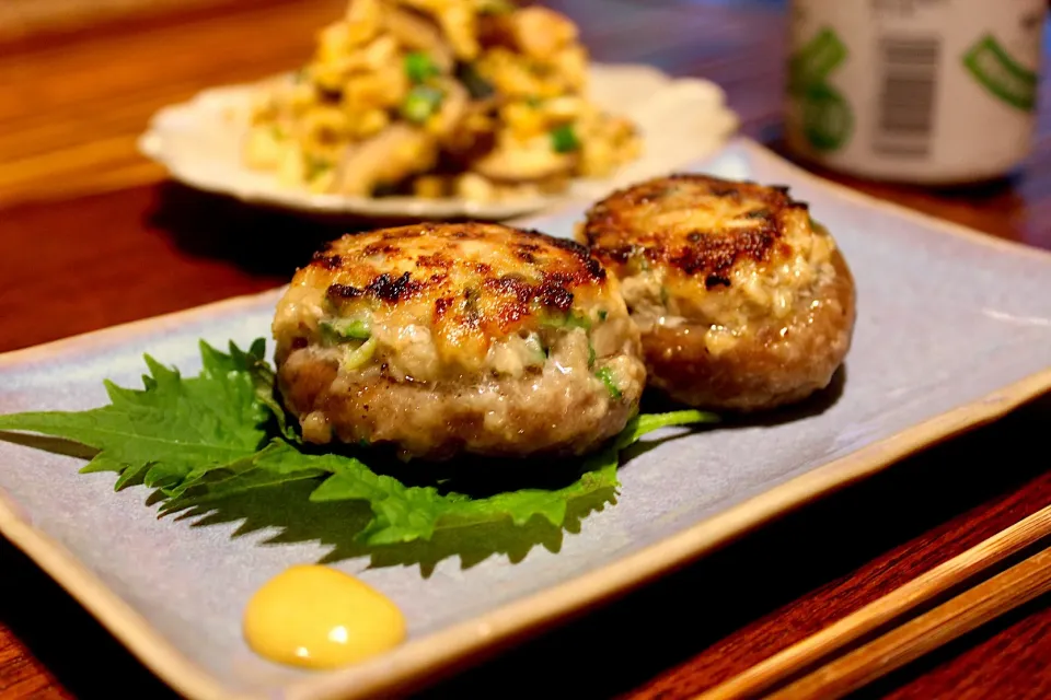 餃子のタネで椎茸の肉詰め|よっすぃさん