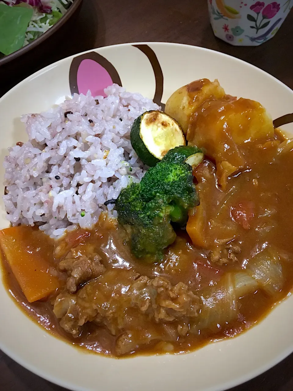 牛すじとトマトと野菜のカレー|Katyさん